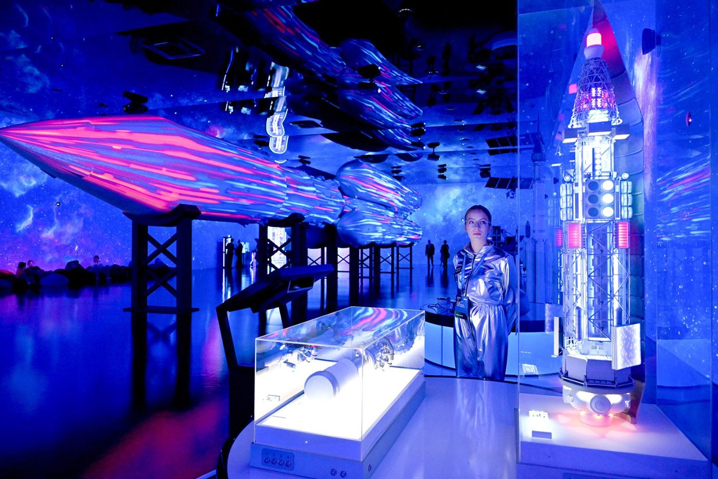 Immersive Spaces — 10